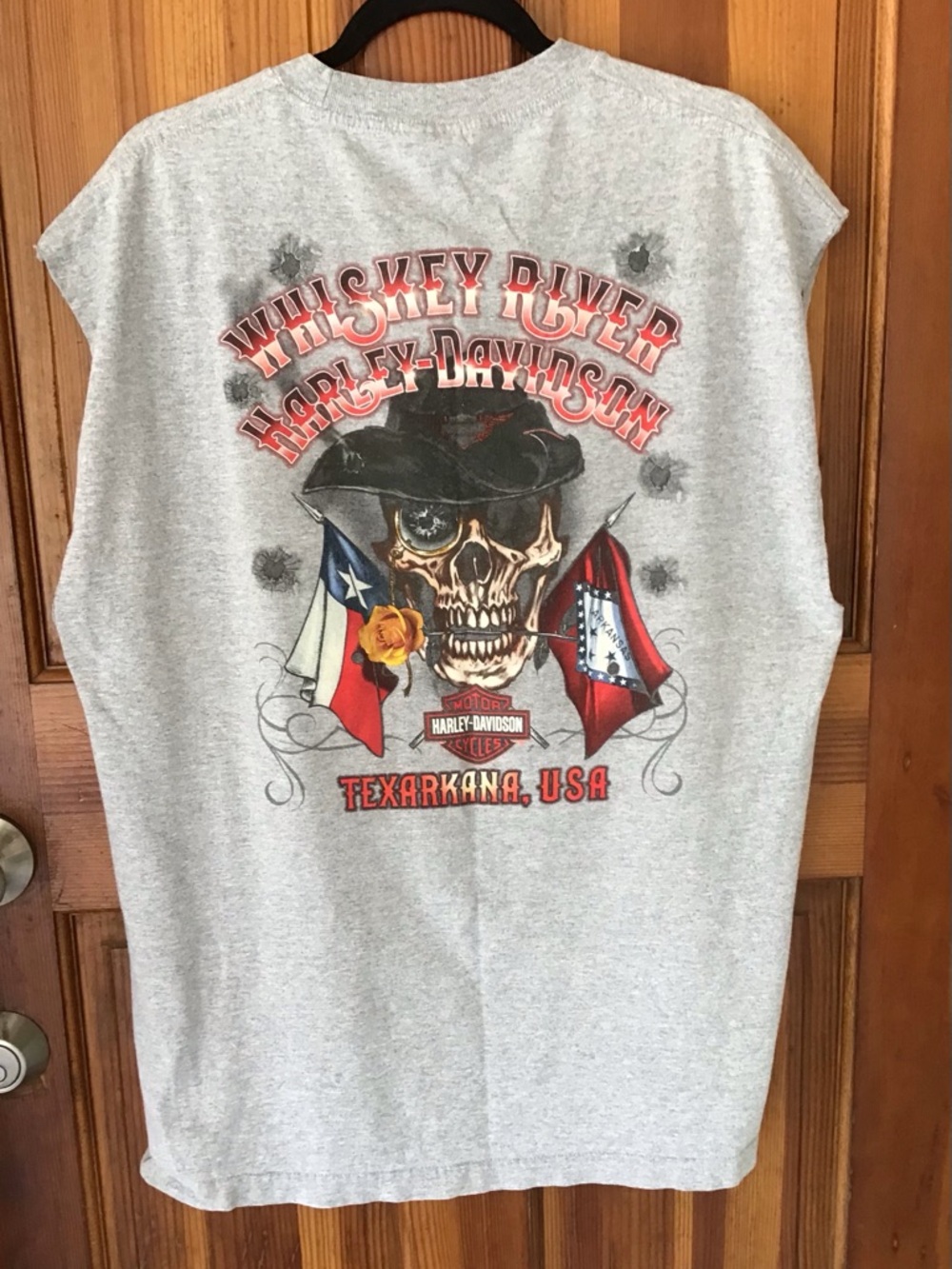 Harley Davidson sleeveless tee.
